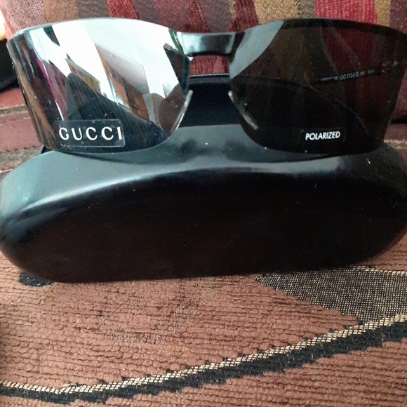 GUCCI Sunglasses visor aviator wrap - Picture 8 of 10